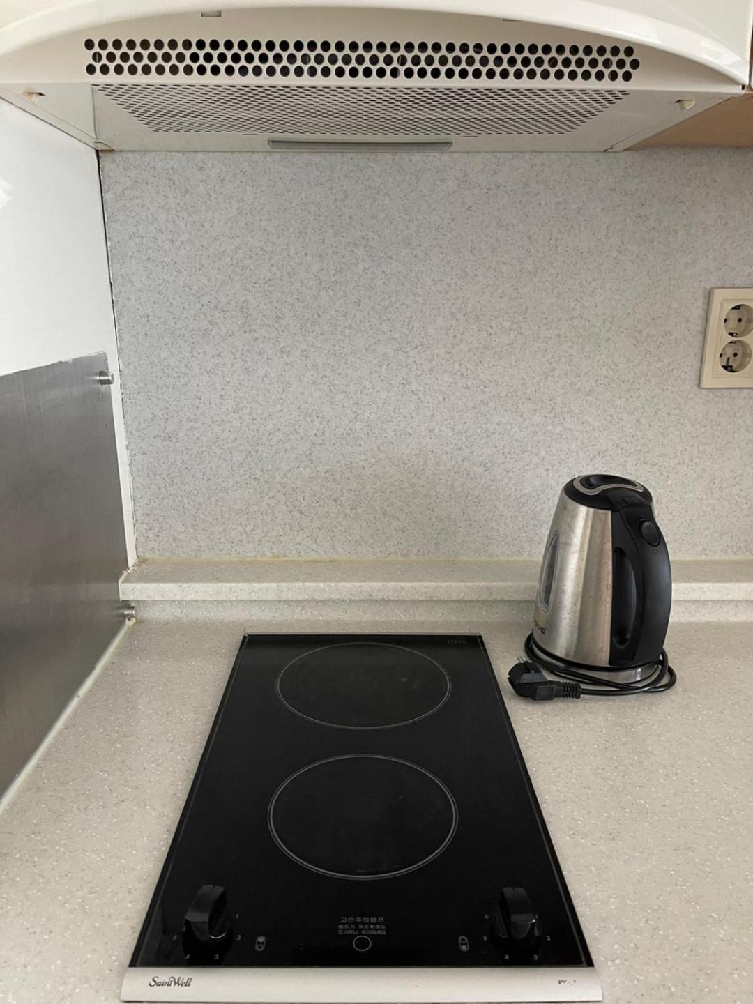 Hongdae Residence 3 - 1Min From Hongik Uni Station Exit #1 Сеул Екстериор снимка