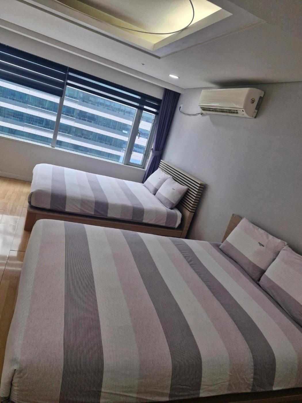 Hongdae Residence 3 - 1Min From Hongik Uni Station Exit #1 Сеул Екстериор снимка